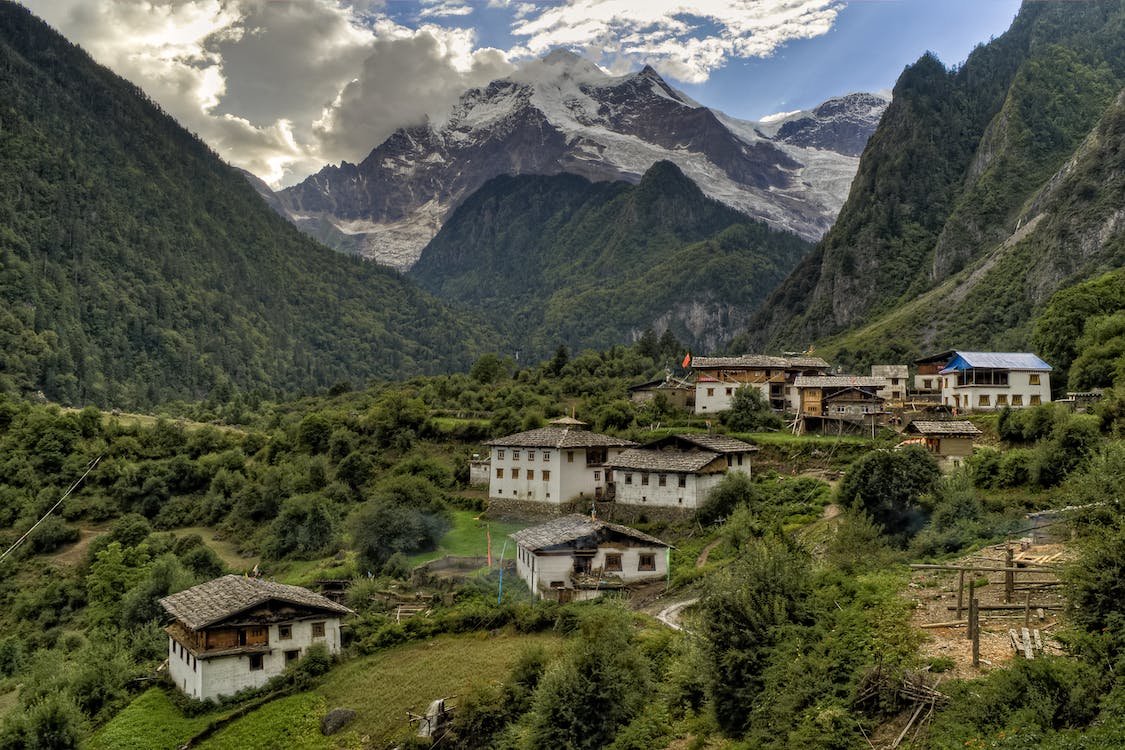 Himalayan-shilajit-village